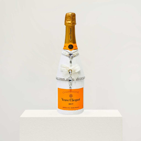 Hand-Painted Veuve Clicquot Wedding design champagne