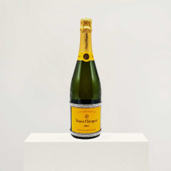 The Veuve Clicquot custom design sparkling gift